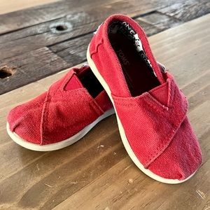 ❤️ Toms Tiny Alpargata toddler slip-ons